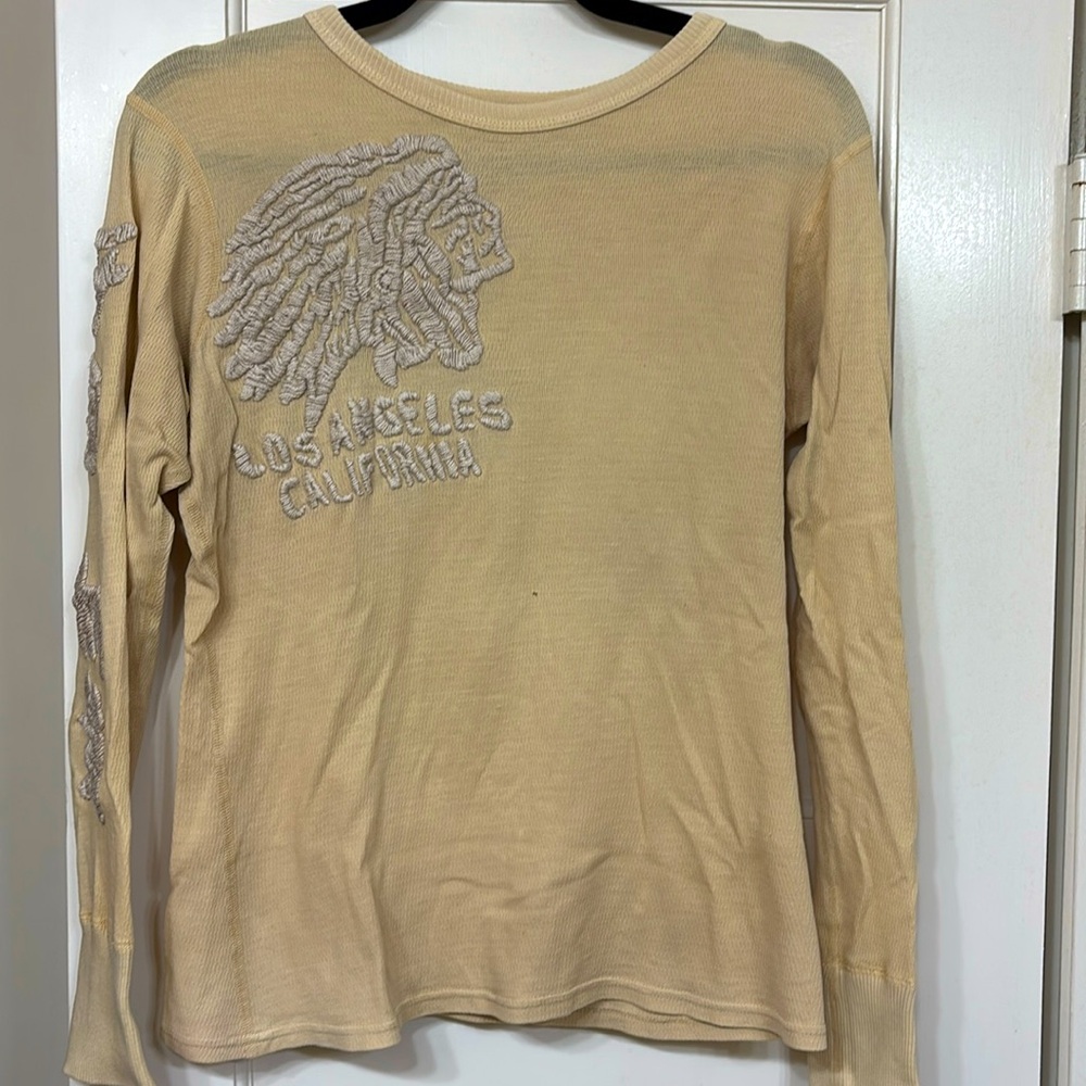 The Great China embroidered Indian on front and back, medium long sleeve